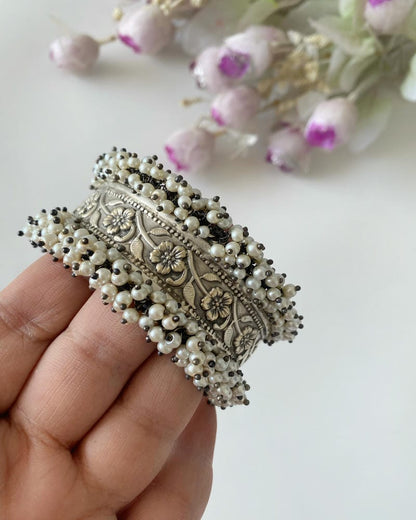 KAMNA CUFF BANGLES