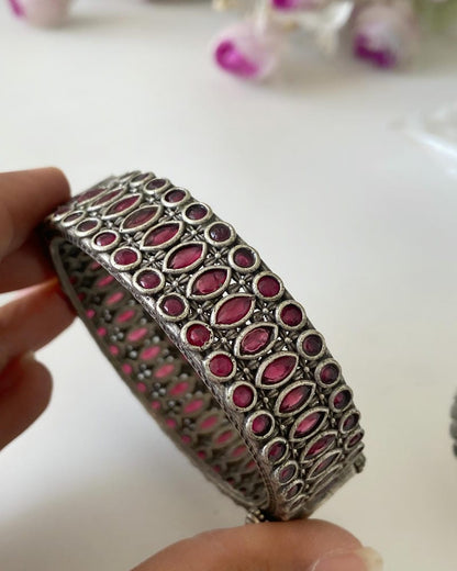 TRISHYA STONE BANGLES
