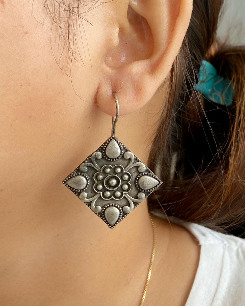 SILVERLOOKALIKE EARRINGS