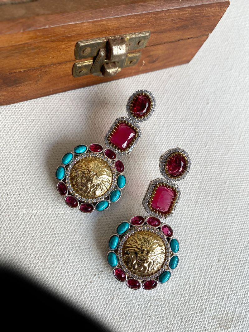 SAANVI DUAL TONE EARRINGS