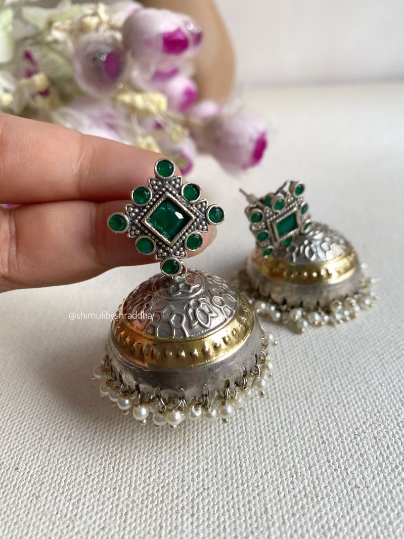 DHARINI DUAL TONE JHUMKA