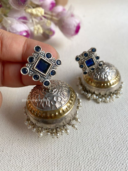 DHARINI DUAL TONE JHUMKA