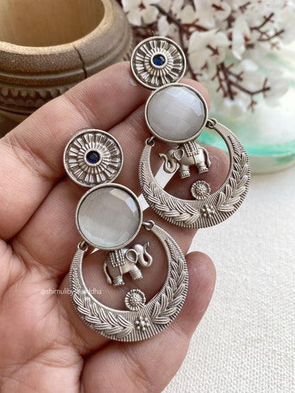 HASTHINI SILVERLOOKALIKE EARRINGS