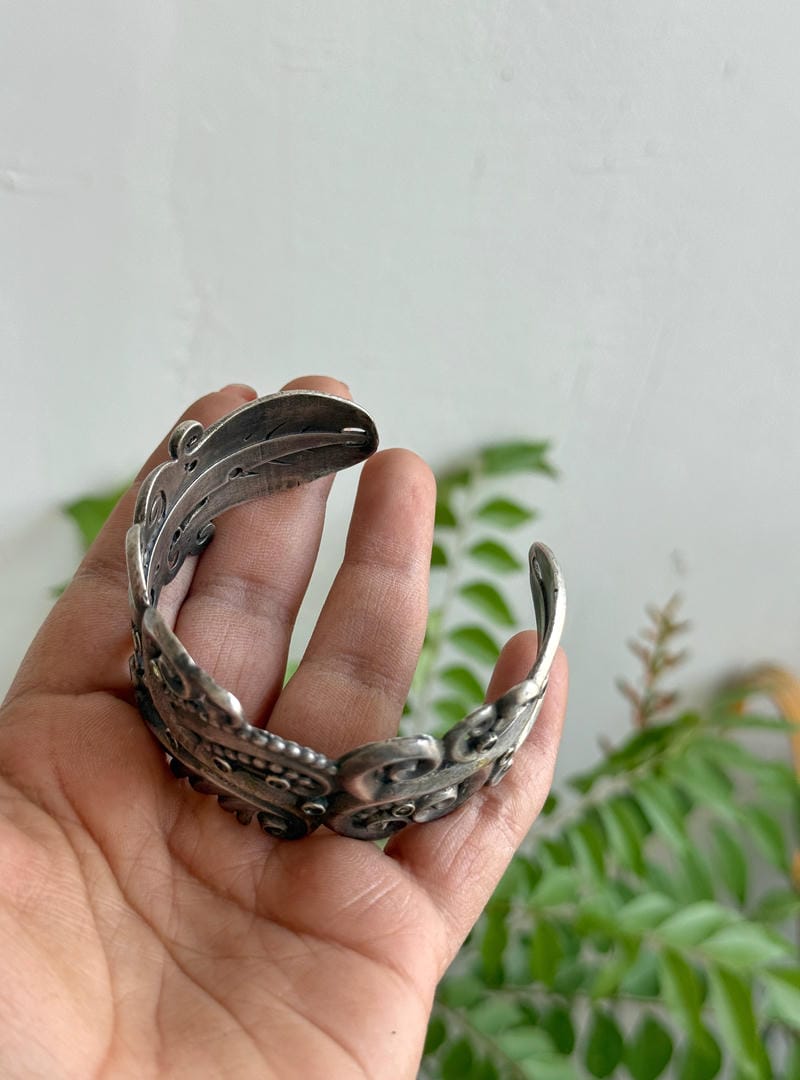 APRAJITA CUFF BRACELET