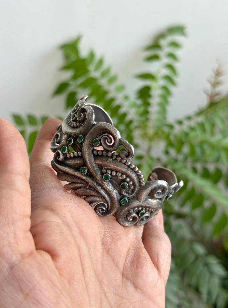 APRAJITA CUFF BRACELET