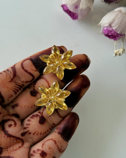 BRASS FLOWER EARRINGS