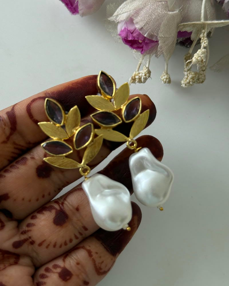 BRASS STONE EARRINGS