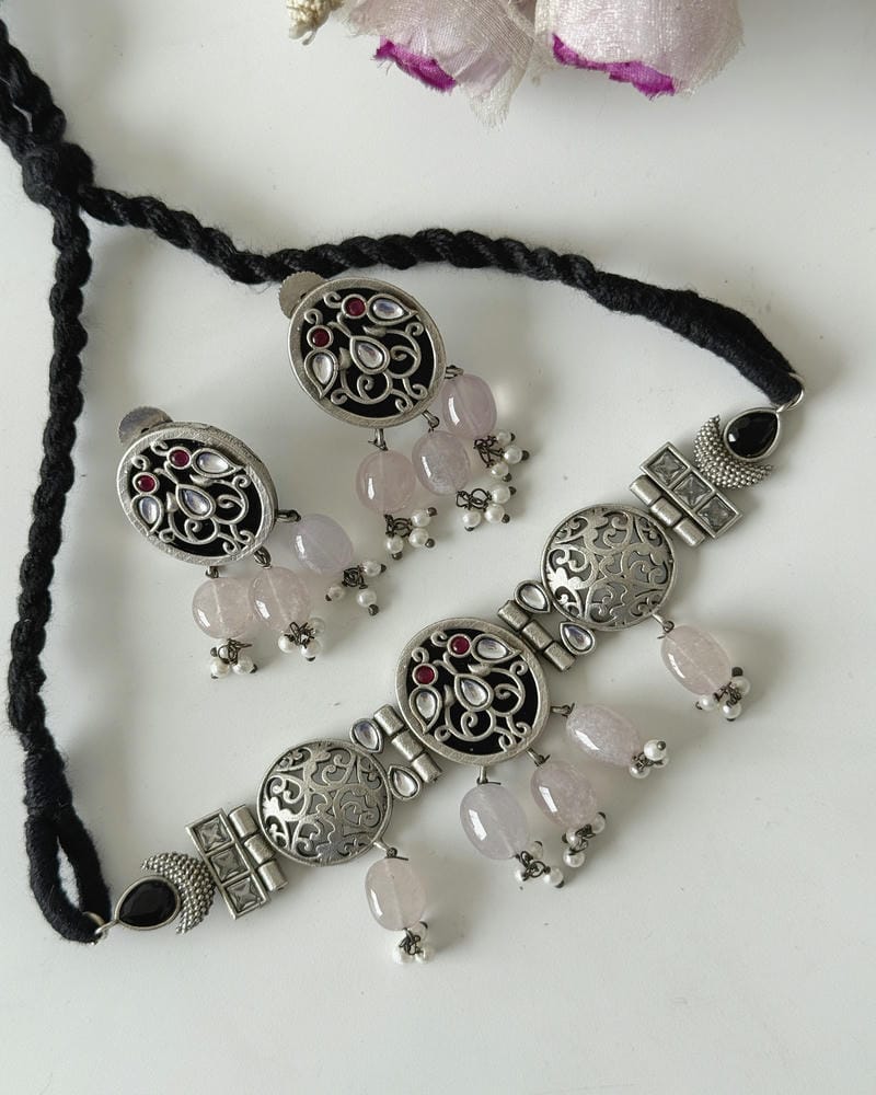 MALVIKA CHOKER SET