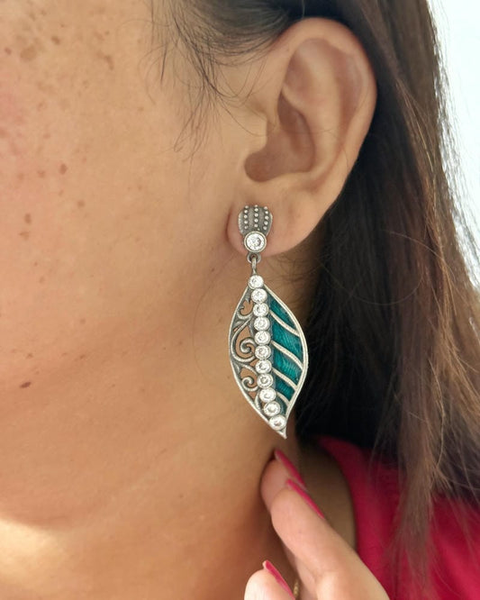 NAAVYA EARRINGS